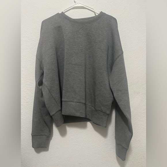 Spanx Gray Crewneck Sweatshirt size XL - Picture 2 of 9